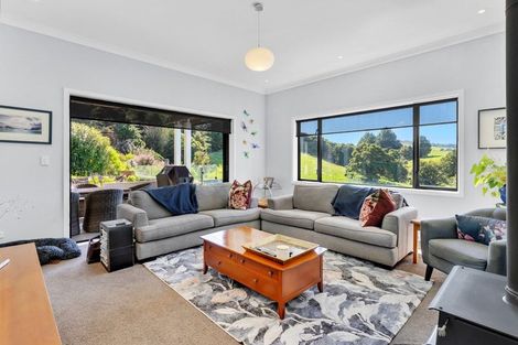 Photo of property in 36 Hoeke Road, Carrington, Carterton, 5791