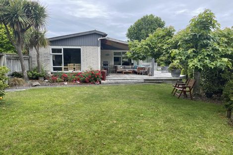 Photo of property in 23 Kereru Street, Two Mile Bay, Taupo, 3330