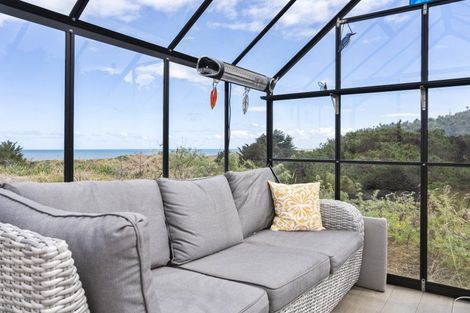 Photo of property in 8 Signal Street, Foxton Beach, Foxton, 4815