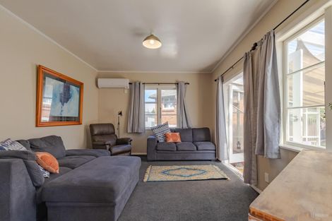 Photo of property in 15 Tay Street, Waimataitai, Timaru, 7910