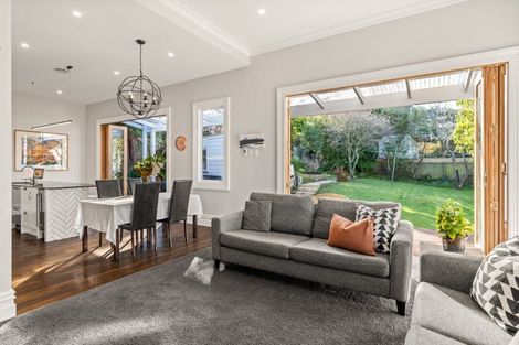 Photo of property in 19 Bellevue Street, Belleknowes, Dunedin, 9011