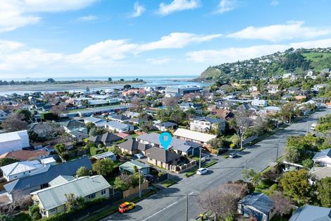 Photo of property in 21 Taupata Street, Redcliffs, Christchurch, 8081