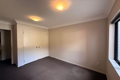 Photo of property in 26 Aragon Grove, Kingsley Heights, Upper Hutt, 5018