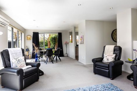 Photo of property in 2 Hitaua Place, Redwoodtown, Blenheim, 7201