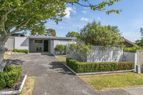 Photo of property in 2/21 Prince Regent Drive, Half Moon Bay, Auckland, 2012