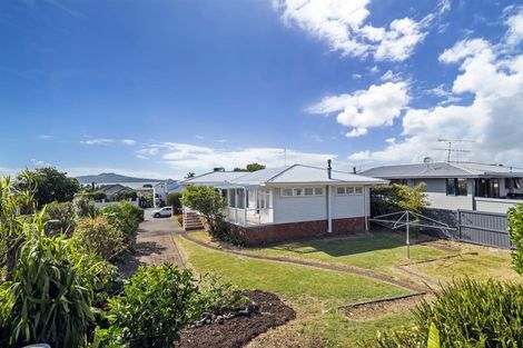 Photo of property in 192 Hurstmere Road, Takapuna, Auckland, 0622