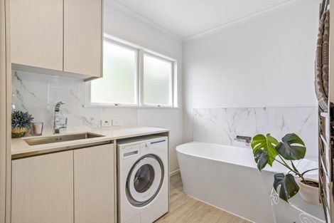 Photo of property in 767 South Titirangi Road, Titirangi, Auckland, 0604