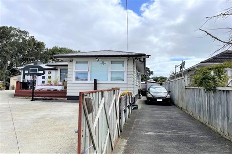 Photo of property in 9 Malcolm Place, Mangere East, Auckland, 2024