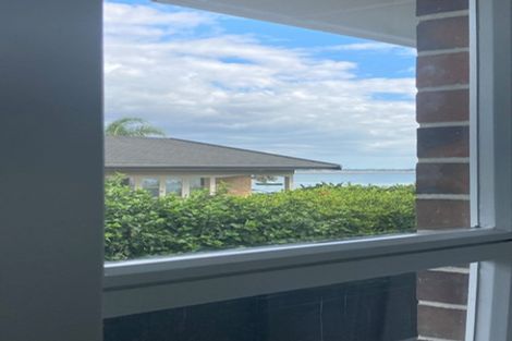 Photo of property in 2/12 The Parade, Bucklands Beach, Auckland, 2012