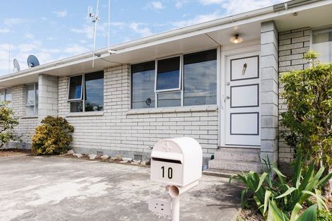 Photo of property in 10 Kiwi Court, Roslyn, Palmerston North, 4414