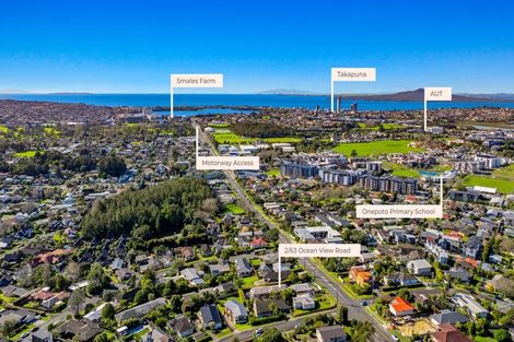 Photo of property in 2/63 Ocean View Road, Hillcrest, Auckland, 0627