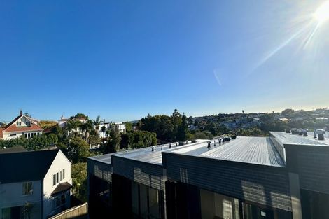 Photo of property in 9/32 Dudley Road, Mission Bay, Auckland, 1071