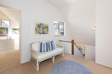 Photo of property in 38 Atarangi Road, Greenlane, Auckland, 1051