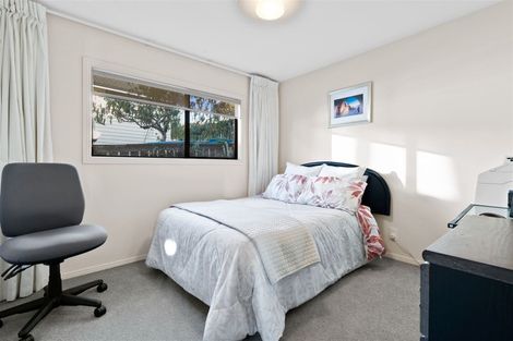 Photo of property in 2/12 Santa Monica Place, Goodwood Heights, Auckland, 2105