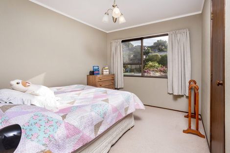 Photo of property in 134 Chelsea View Drive, Chatswood, Auckland, 0626