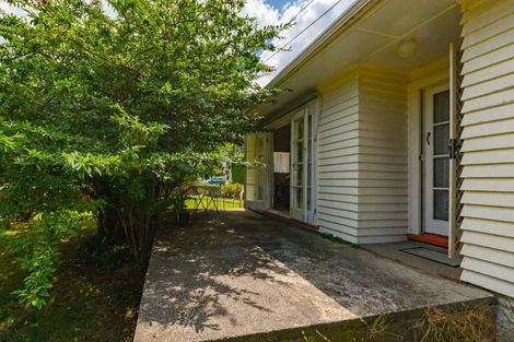 Photo of property in 40 Wellesley Road, Mangere Bridge, Auckland, 2022