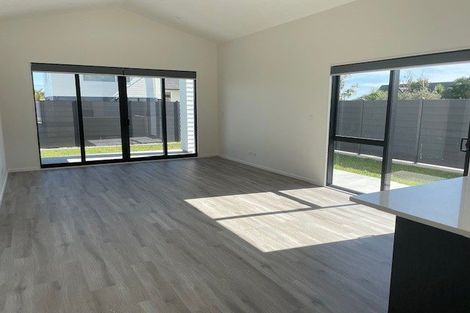 Photo of property in 12 Mataikokako Loop, Kawakawa Bay, 2585