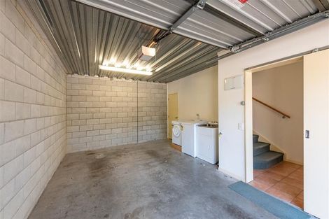 Photo of property in 19 Ballantrae Place, Thorndon, Wellington, 6011