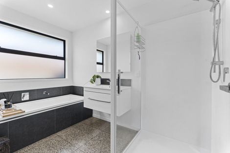 Photo of property in 52 Dillon Drive, Bell Block, New Plymouth, 4312