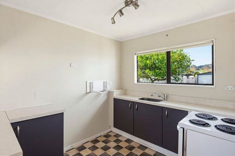 Photo of property in 4 Sharda Grove, Paraparaumu Beach, Paraparaumu, 5032