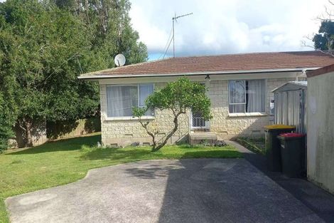 Photo of property in 2/18 Mirrabooka Avenue, Botany Downs, Auckland, 2010