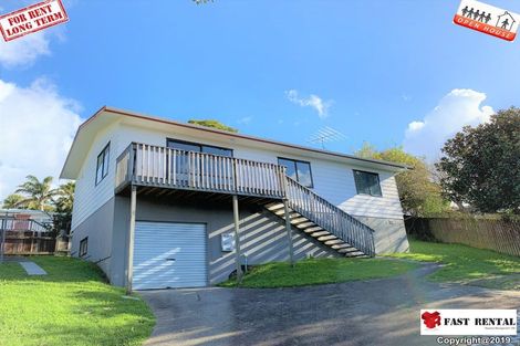 Photo of property in 16 Arde Place, Massey, Auckland, 0614