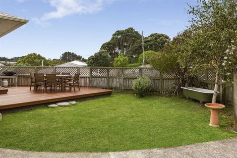Photo of property in 42 Downes Street, Titahi Bay, Porirua, 5022