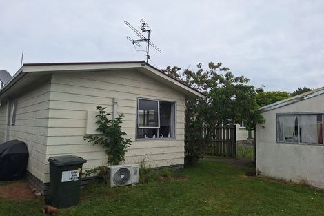 Photo of property in 746 Main North Road, Belfast, Christchurch, 8051