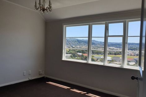 Photo of property in 26 Elphinstone Avenue, Strathmore Park, Wellington, 6022