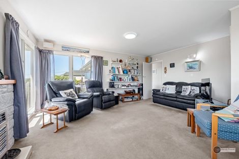 Photo of property in 85 Normandale Road, Normandale, Lower Hutt, 5010