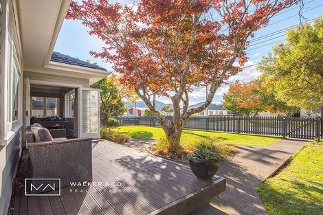 Photo of property in 21 Golders Road, Elderslea, Upper Hutt, 5018