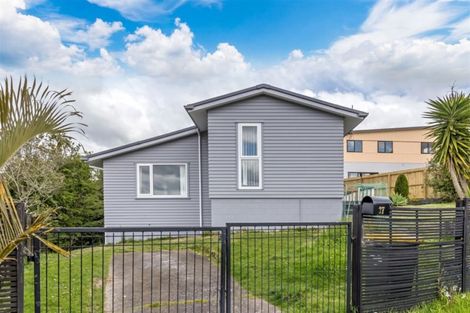 Photo of property in 17 Taurus Crescent, Beach Haven, Auckland, 0626