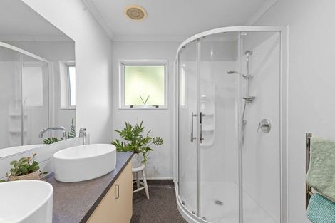 Photo of property in 7b Miro Street, Inglewood, 4330