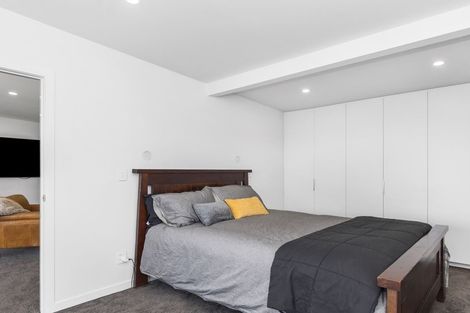 Photo of property in 32 Omokoroa Road, Omokoroa, 3114