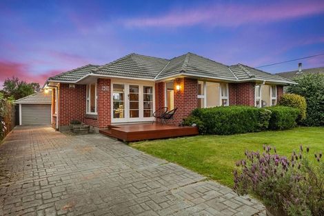 Photo of property in 21 Springbank Street, Bryndwr, Christchurch, 8053
