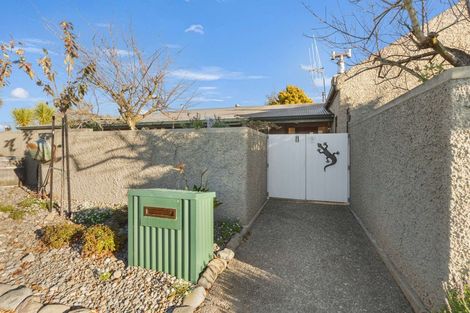 Photo of property in 1 Strachan Way, Highbury, Palmerston North, 4412