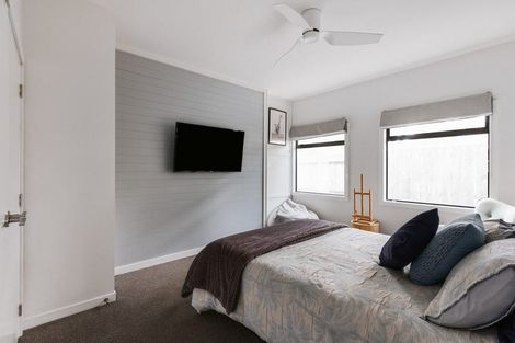 Photo of property in 728 Papamoa Beach Road, Papamoa Beach, Papamoa, 3118