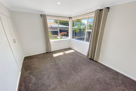 Photo of property in 11 Ian Place, Bishopdale, Christchurch, 8053