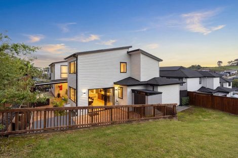 Photo of property in 55 Godfrey Drive, Orewa, 0931