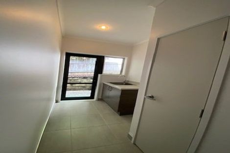 Photo of property in 80 Waldorf Crescent, Orewa, 0931