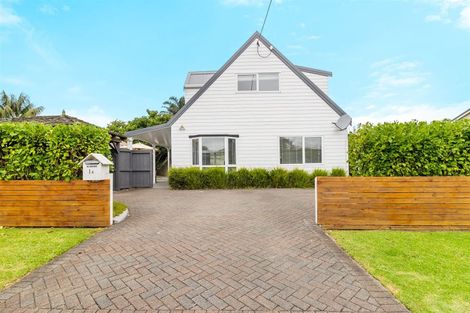 Photo of property in 1a Barberry Lane, Te Atatu Peninsula, Auckland, 0610
