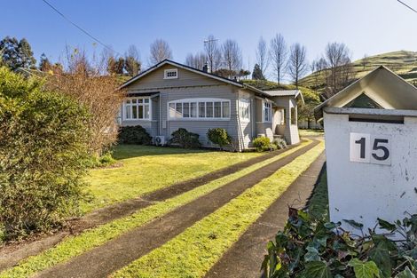 Photo of property in 15 Goldfinch Street, Taihape, 4720