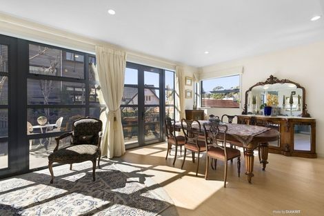 Photo of property in 5e Raroa Road, Kelburn, Wellington, 6012