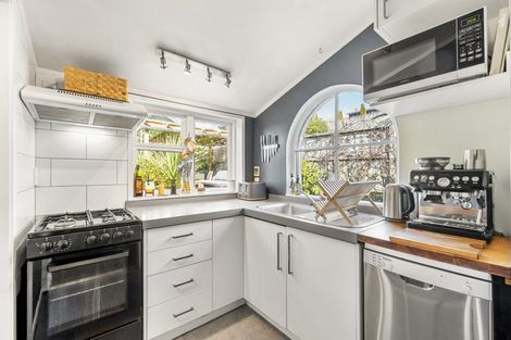 Photo of property in 357 Adelaide Road, Newtown, Wellington, 6021