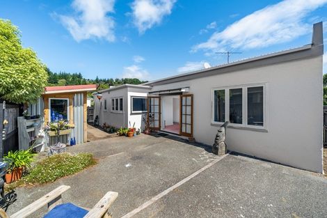 Photo of property in 9 Mangaroa Hill Road, Maoribank, Upper Hutt, 5018