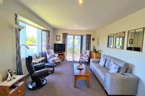 Photo of property in 120a Avondale Road, Avondale, Christchurch, 8061