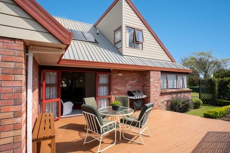 Photo of property in 1 Longfellow Street, Leamington, Cambridge, 3432