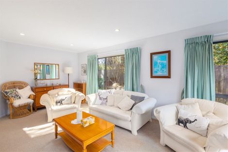 Photo of property in 4a Quirk Place, Sockburn, Christchurch, 8042