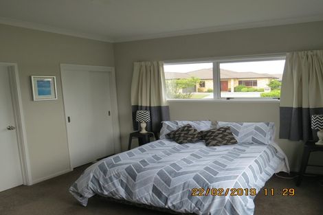 Photo of property in 2 Donald Place, Frimley, Hastings, 4120