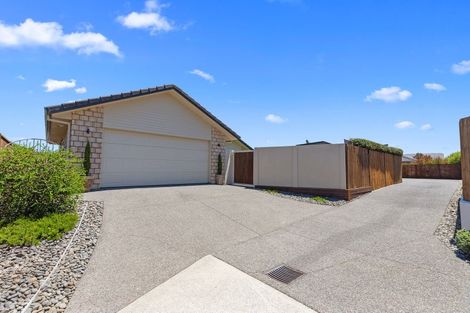 Photo of property in 8 Paul Close, Papamoa Beach, Papamoa, 3118